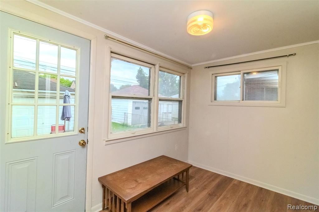 6630 Hartwell Street, Dearborn, MI 48126 — Photo 18