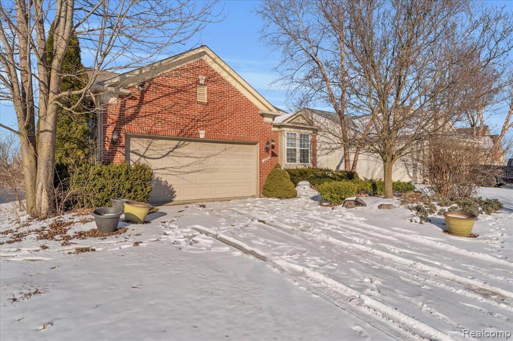 8899 MEADOW Lane, Ypsilanti, MI 48197 — front exterior