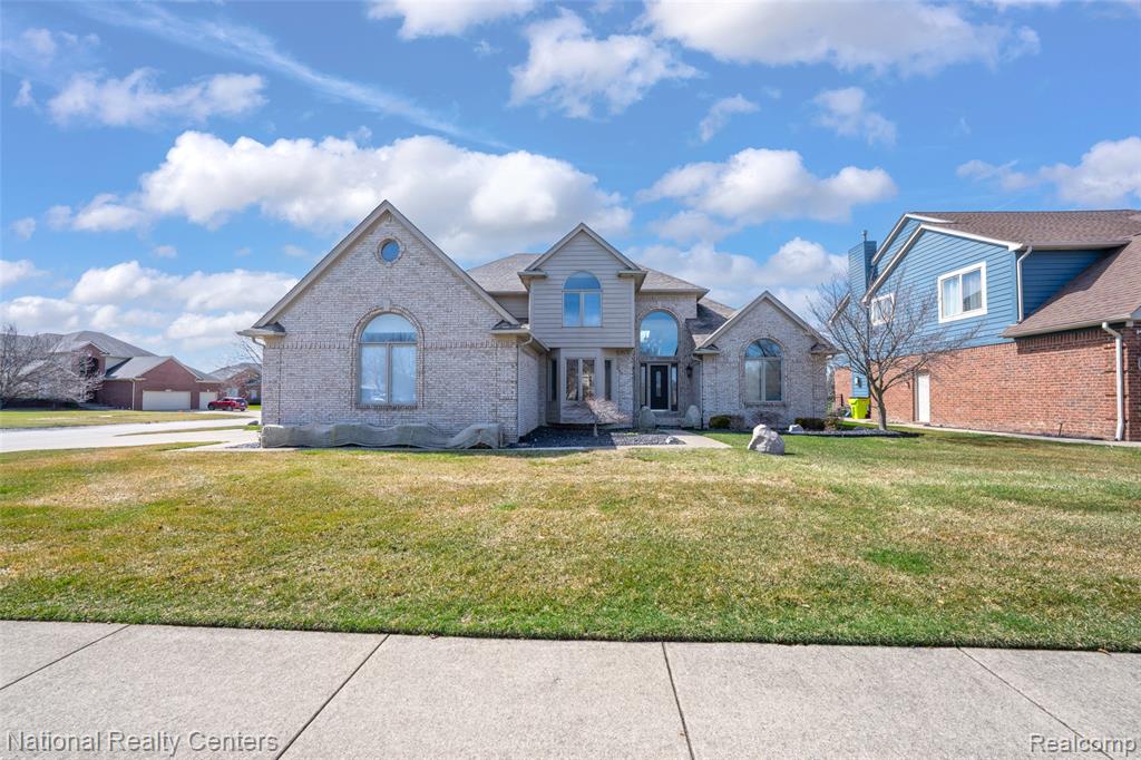 56175 Saint Andrews Drive, Macomb, MI 48042 — Photo 2