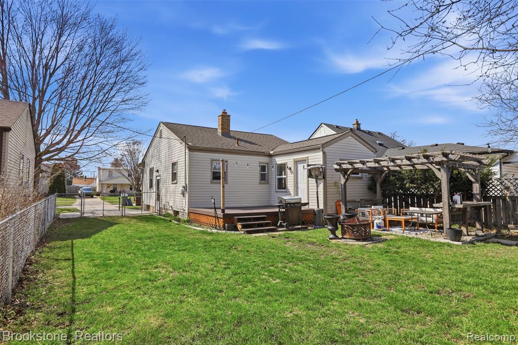 14717 Poplar Street, Southgate, MI 48195 — Photo 2