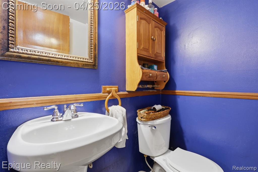 8727 Kennedy Circle, 4, Warren, MI 48093 — Photo 13