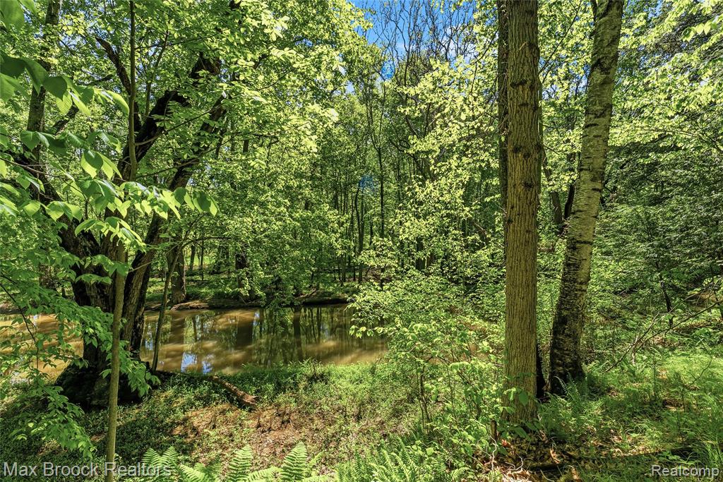 892 W Barnes Lake Road, Columbiaville, MI 48421 — Photo 57