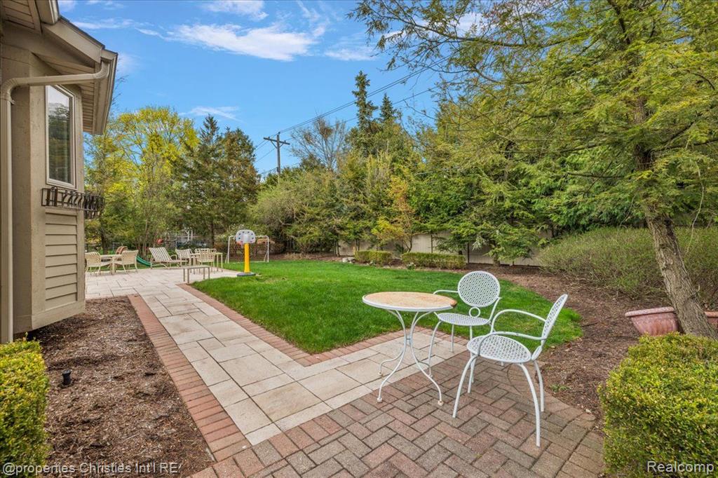 765 S Glenhurst Drive, Birmingham, MI 48009 — Photo 56
