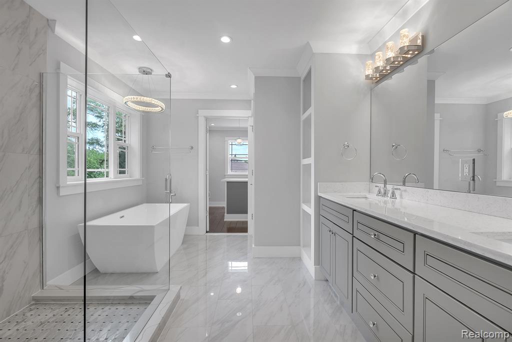 423 Woodlawn Ave, Royal Oak, MI 48073 — Photo 21