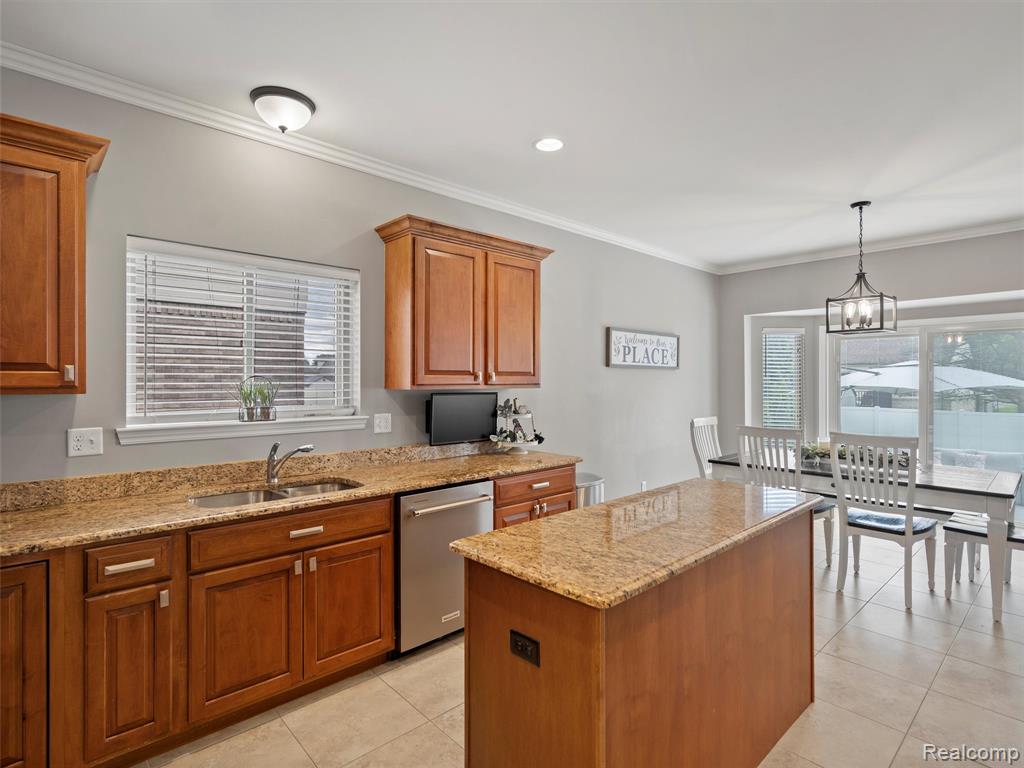 45877 ANDREW Drive, Macomb, MI 48044 — Photo 18