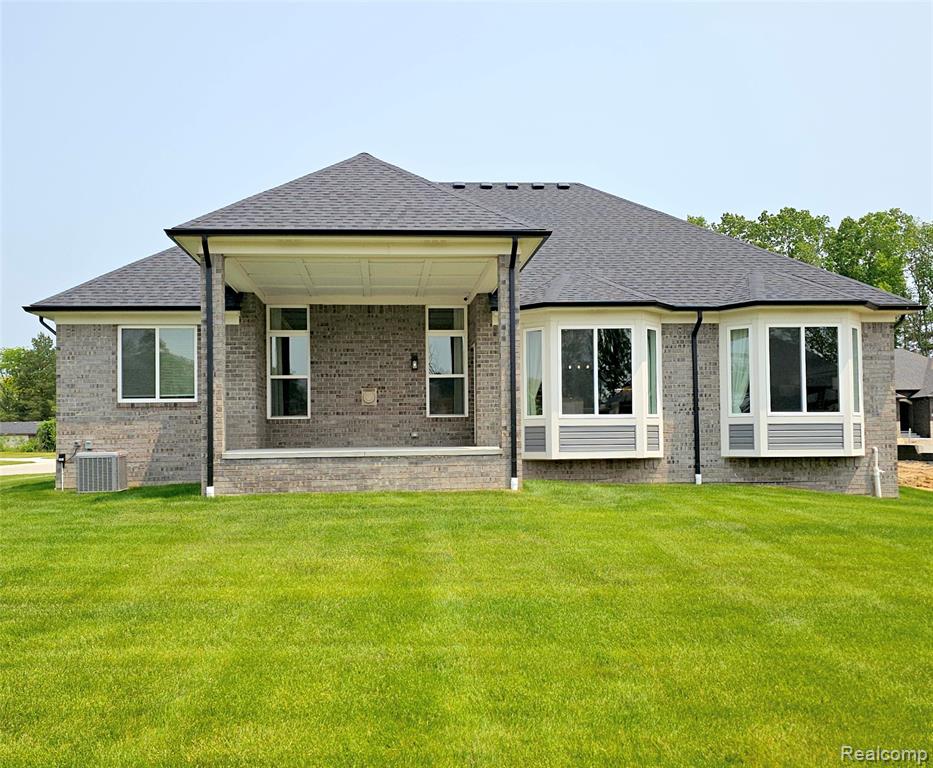 50079 Mustang Drive, Macomb, MI 48042 — Photo 2
