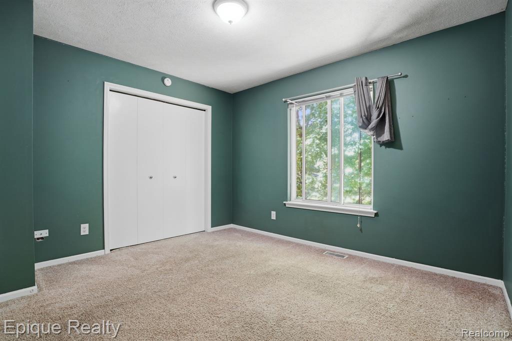 825 Summer Creek Court SE, Grand Rapids, MI 49508 — Photo 18