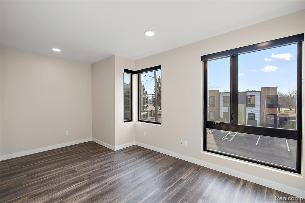 7631 E Lafayette, Detroit, MI 48214 — Photo 12