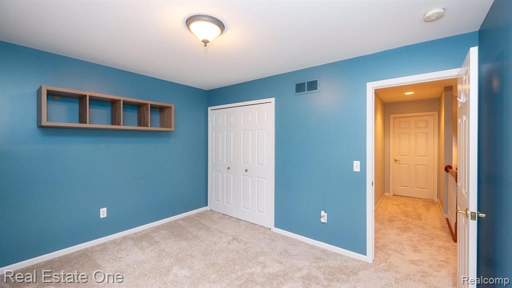17041 ALGONQUIN Drive, Northville, MI 48168 — Photo 49