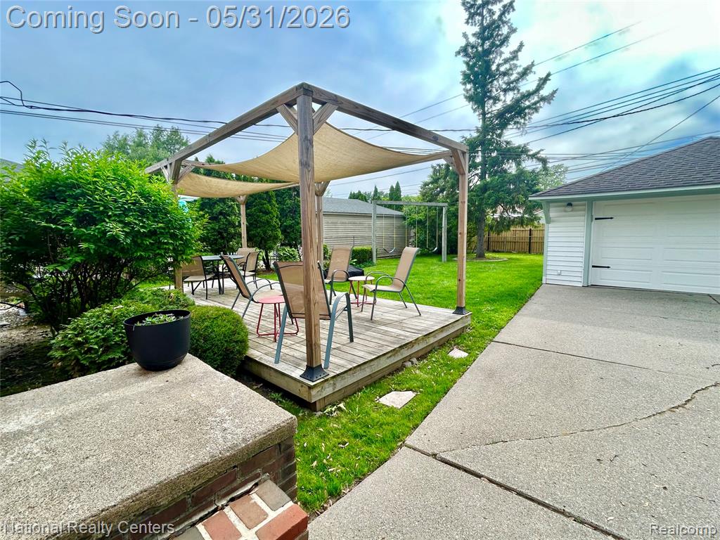 9611 Deering Street, Livonia, MI 48150 — Photo 36
