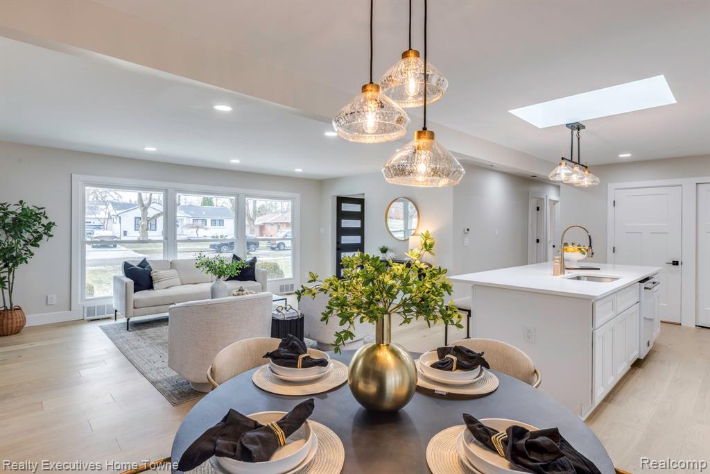 18910 Devonshire Street, Beverly Hills, MI 48025 — Photo 8