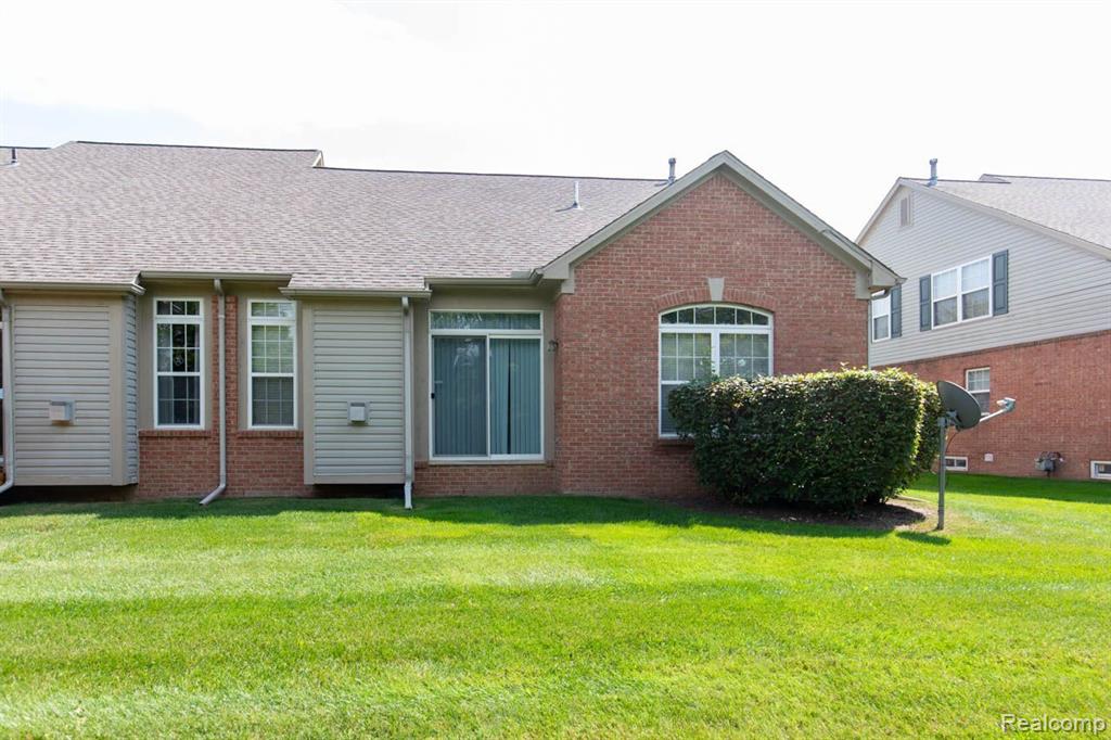 370 CHERRY GROVE Road, Canton, MI 48188 — Photo 38