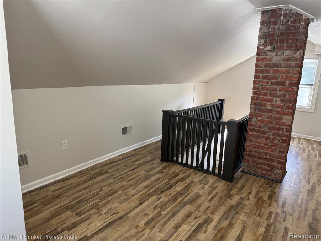 565 E Webster Street, Ferndale, MI 48220 — Photo 19