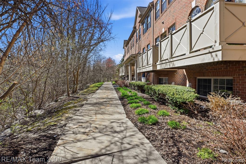 39750 ROCKCREST Circle, Northville, MI, 48168