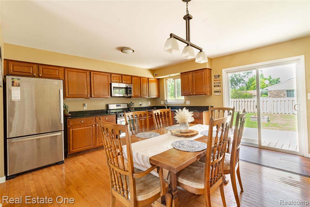 44220 Saltz Road, Canton, MI 48187 — Photo 8