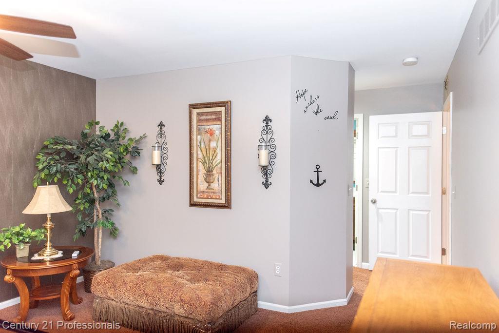 57136 Megan Drive, Washington, MI — Photo 23