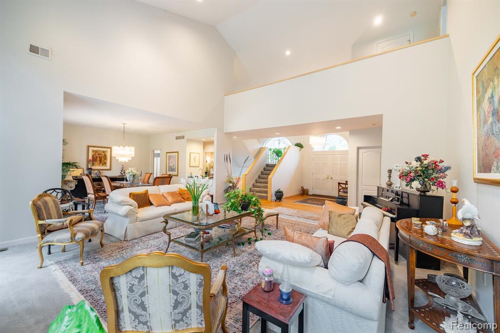 4599 RAVINE Drive, Bloomfield Hills, MI 48301 — Photo 9