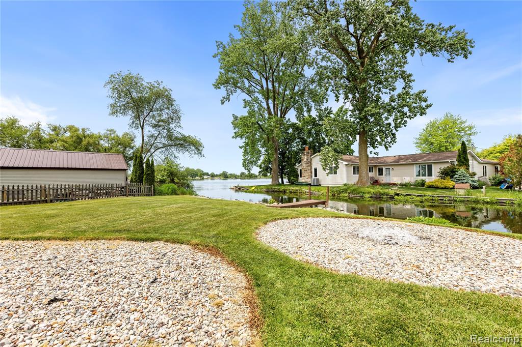 530 Roby Beach Drive, Coldwater, MI 49036 — Photo 4