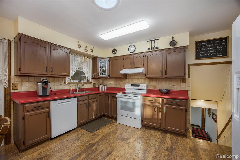 2486 Bowman Road, Imlay City, MI 48444 — Photo 8