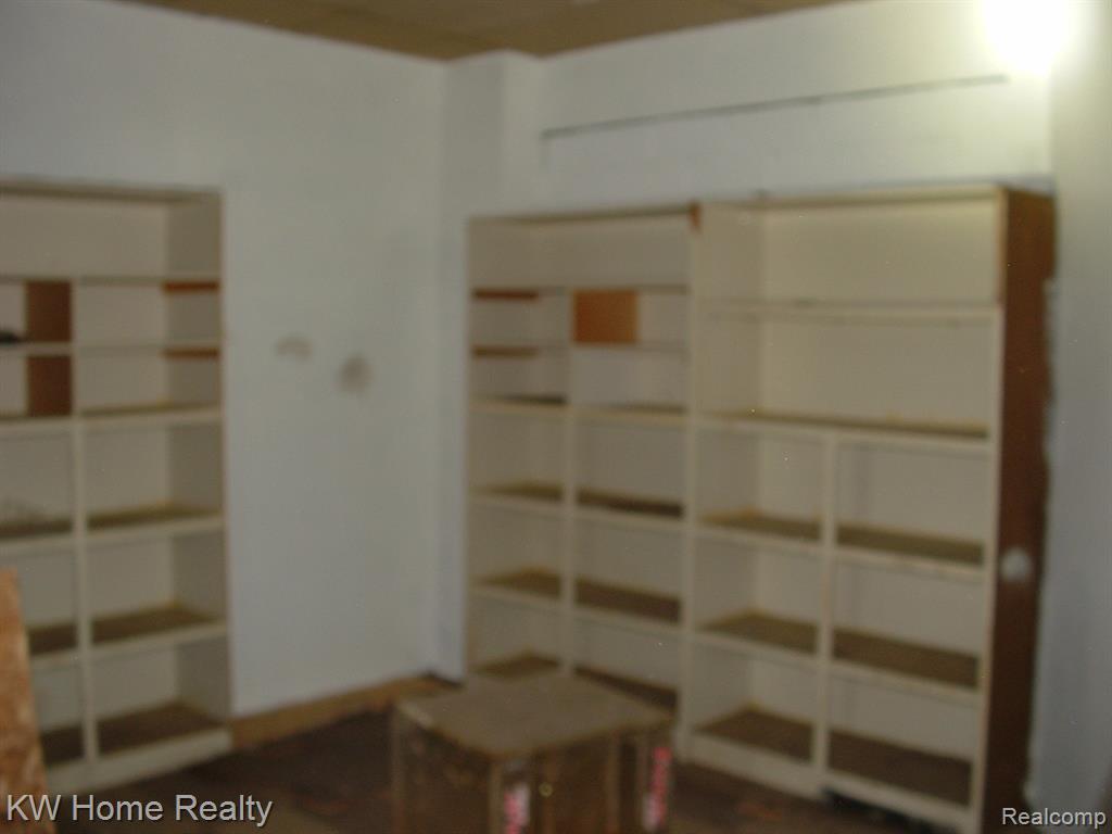 20650 Fenkell Avenue, Detroit, MI 48223 — Photo 6