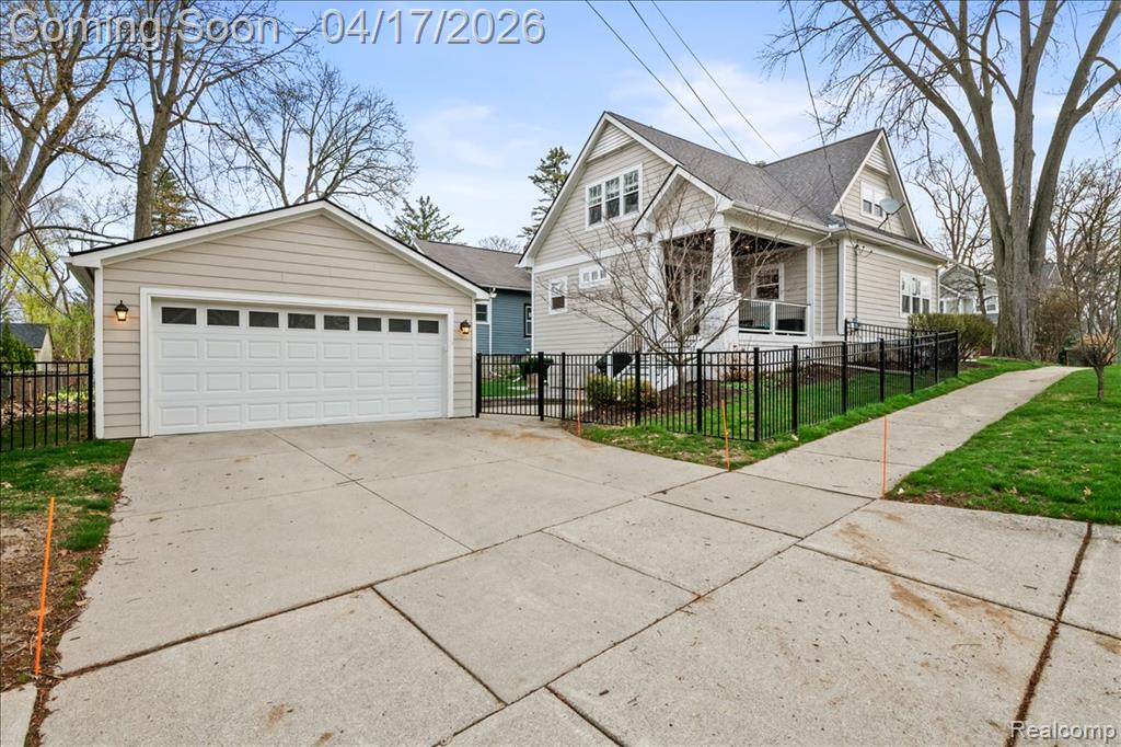 903 Hilldale Drive, Royal Oak, MI 48067 — Photo 4