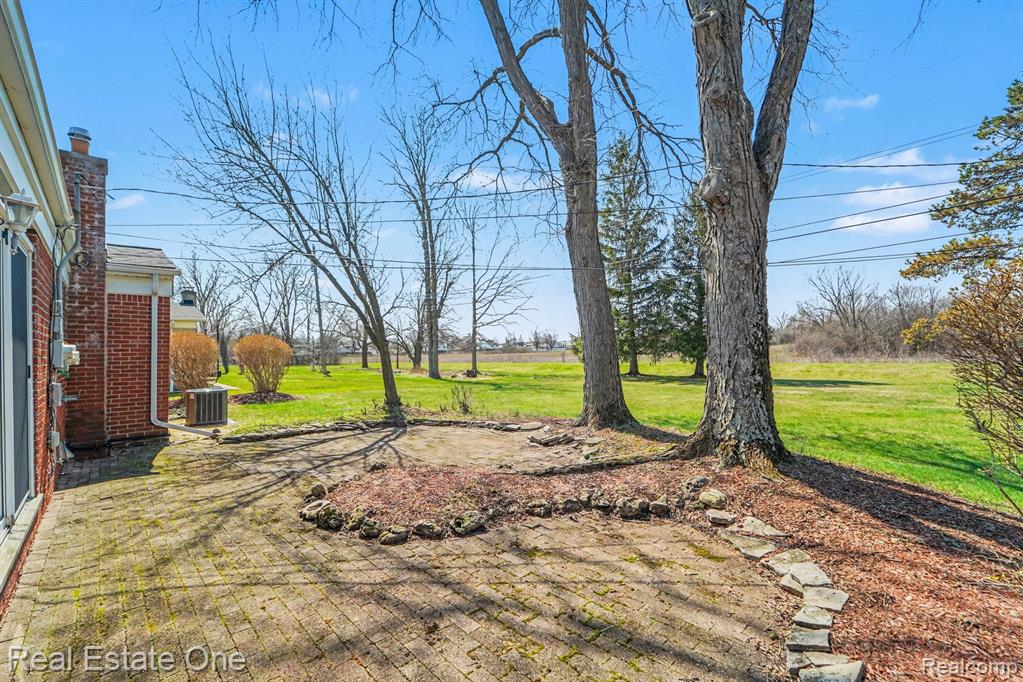 5303 Church Hill Drive, Troy, MI 48085 — Photo 30