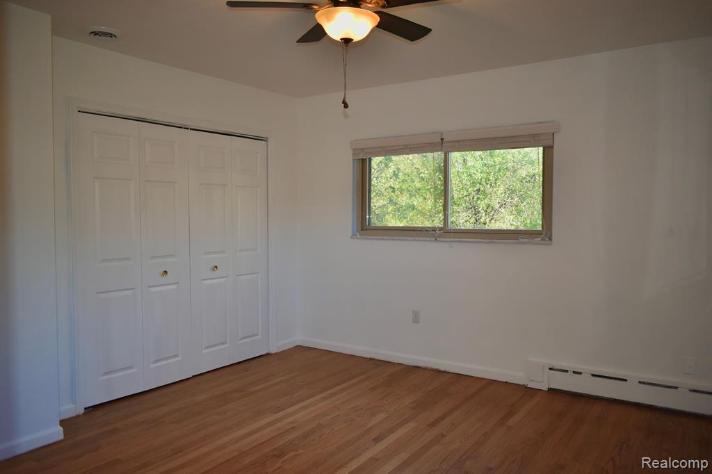 460 N EVANSDALE Drive, Bloomfield Hills, MI 48304 — Photo 23