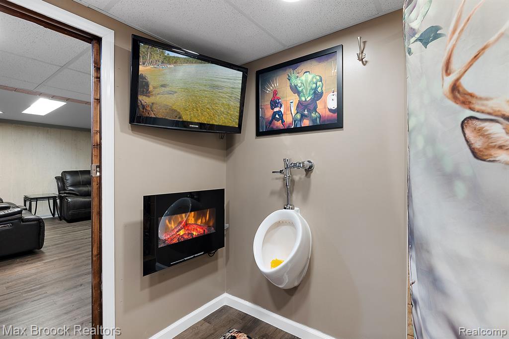 9060 HEADLEY Drive, Sterling Heights, MI 48314 — Photo 50