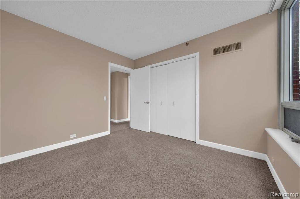 3320 Spinnaker Lane, 3A, Detroit, MI 48207 — Photo 27