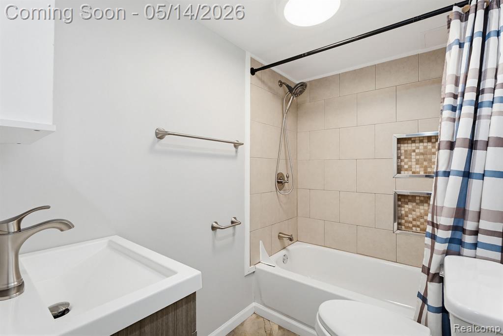 92 Eldredge Street, Mount Clemens, MI 48043 — Photo 40