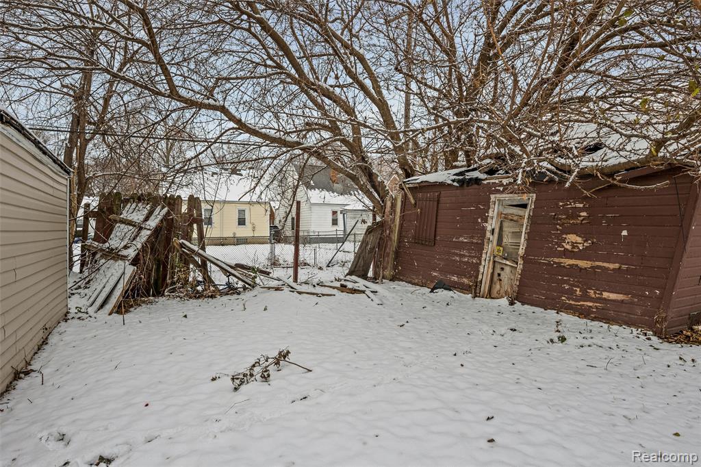 8319 Marlowe Street, Detroit, MI 48228 — Photo 24