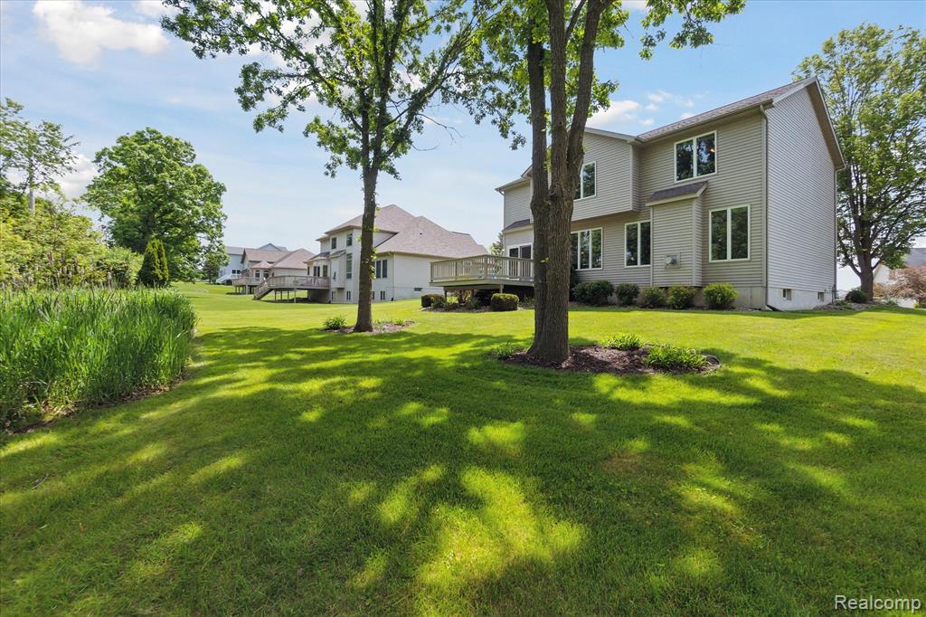 672 Morningside Drive, Grand Blanc, MI 48439 — Photo 44