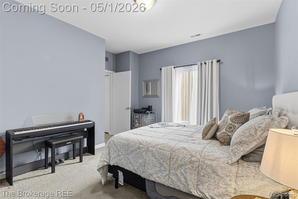 29374 Laurel Drive, Farmington Hills, MI 48331 — Photo 21