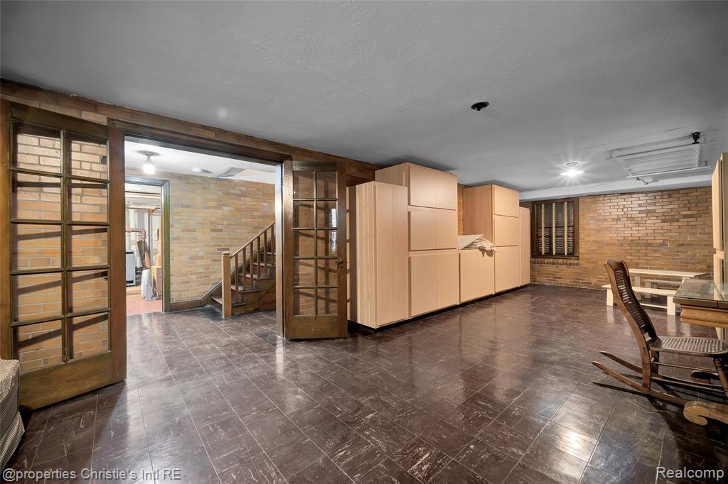 19635 Shrewsbury Road, Detroit, MI 48221 — Photo 54