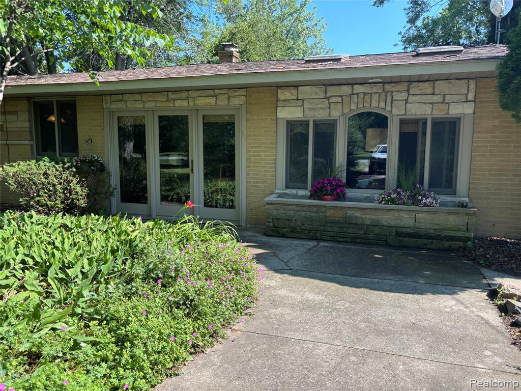 709 E Michigan Avenue E, Au Gres, MI 48703 — Photo 31