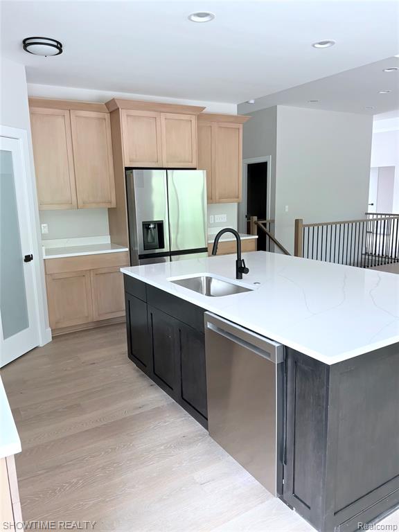 68125 Lake Angela Drive, Richmond, MI 48062 — Photo 12