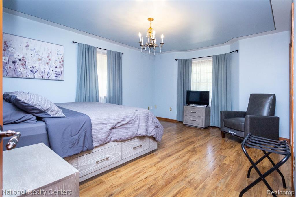 8706 Buckland Drive, South Lyon, MI 48178 — Photo 19
