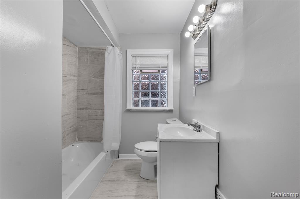 8614 Robson Street, Detroit, MI 48228 — Photo 14