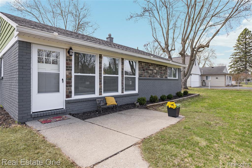 4913 Rioview Drive, Clarkston, MI — Photo 7