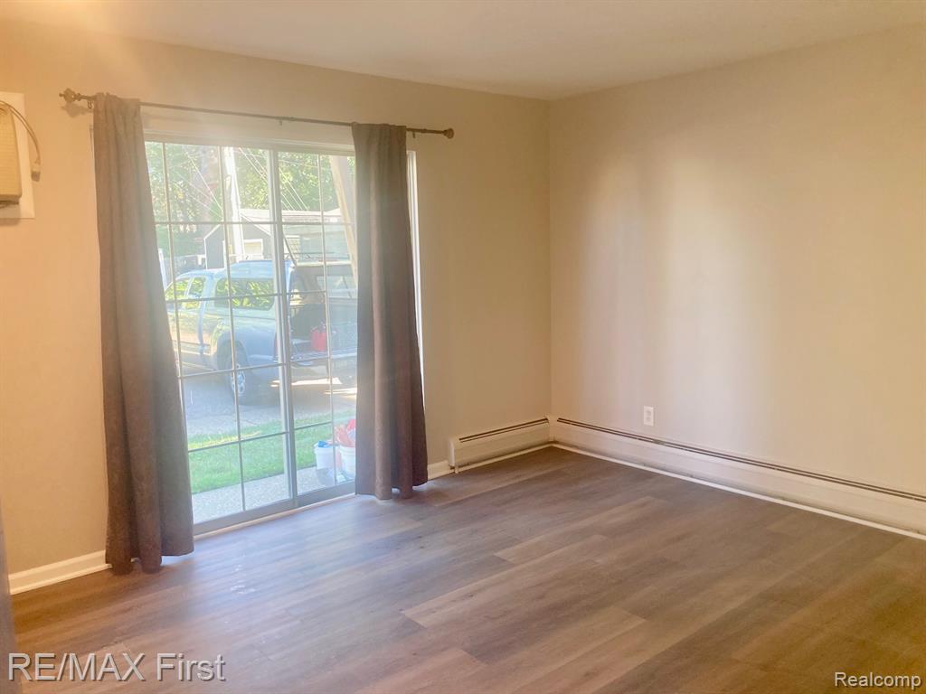 512 W 4th Street, Royal Oak, MI 48067 — Photo 9