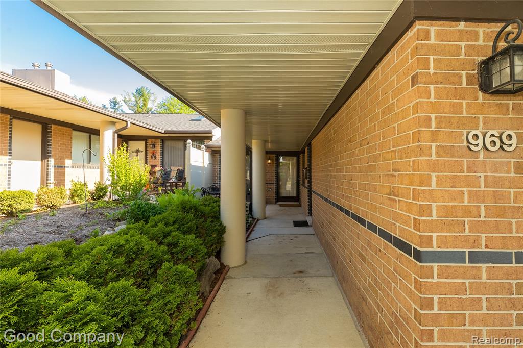 969 Wexford Way, Rochester Hills, MI 48307 — Photo 27