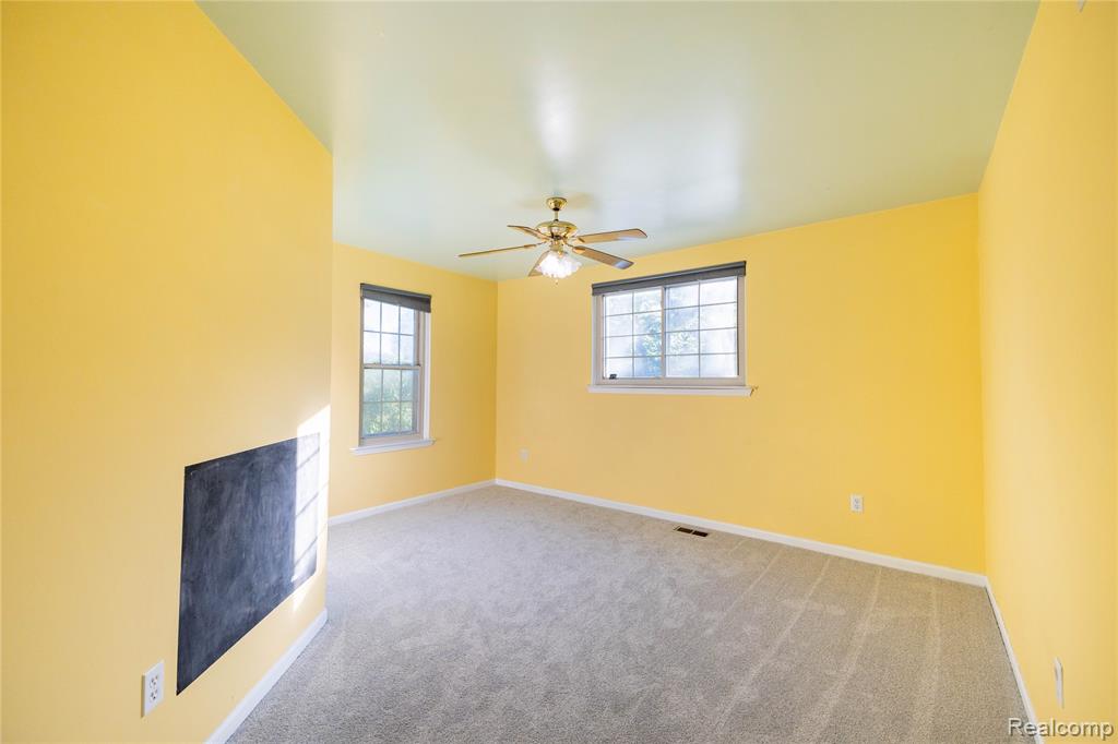 751 Lochaven Road, Waterford, MI 48327 — Photo 28