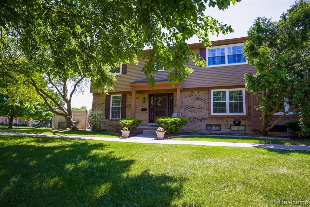 21218 W GLEN HAVEN Circle, Northville, MI 48167 — Photo 34