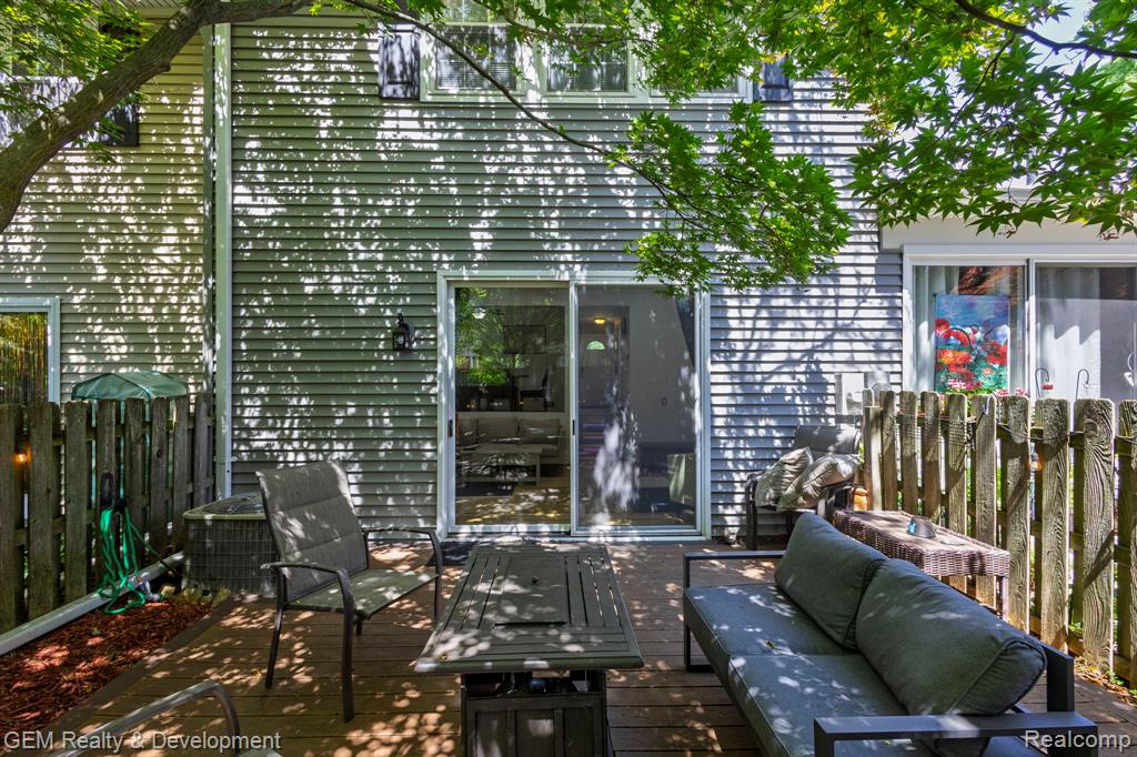 19705 Hayes Court, Northville, MI 48167 — Photo 38