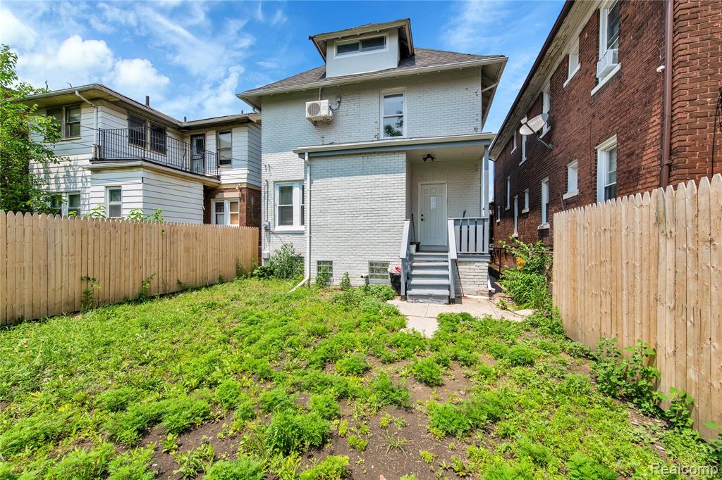 2653 LOTHROP Street, Detroit, MI 48206 — Photo 31