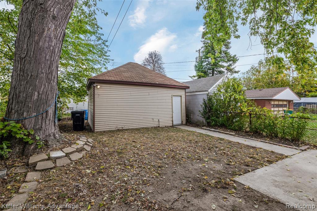 552 Bondie Street, Wyandotte, MI 48192 — Photo 27