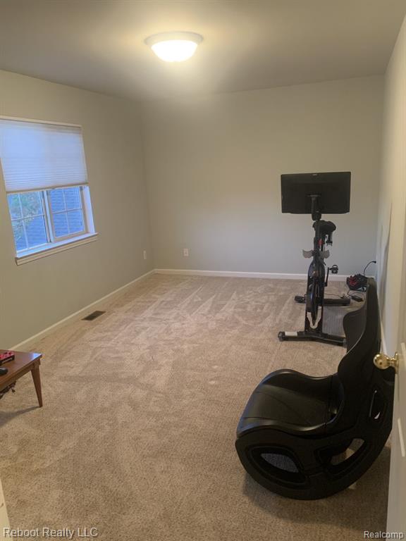 7019 MAGNOLIA Lane, Waterford, MI 48327 — Photo 18