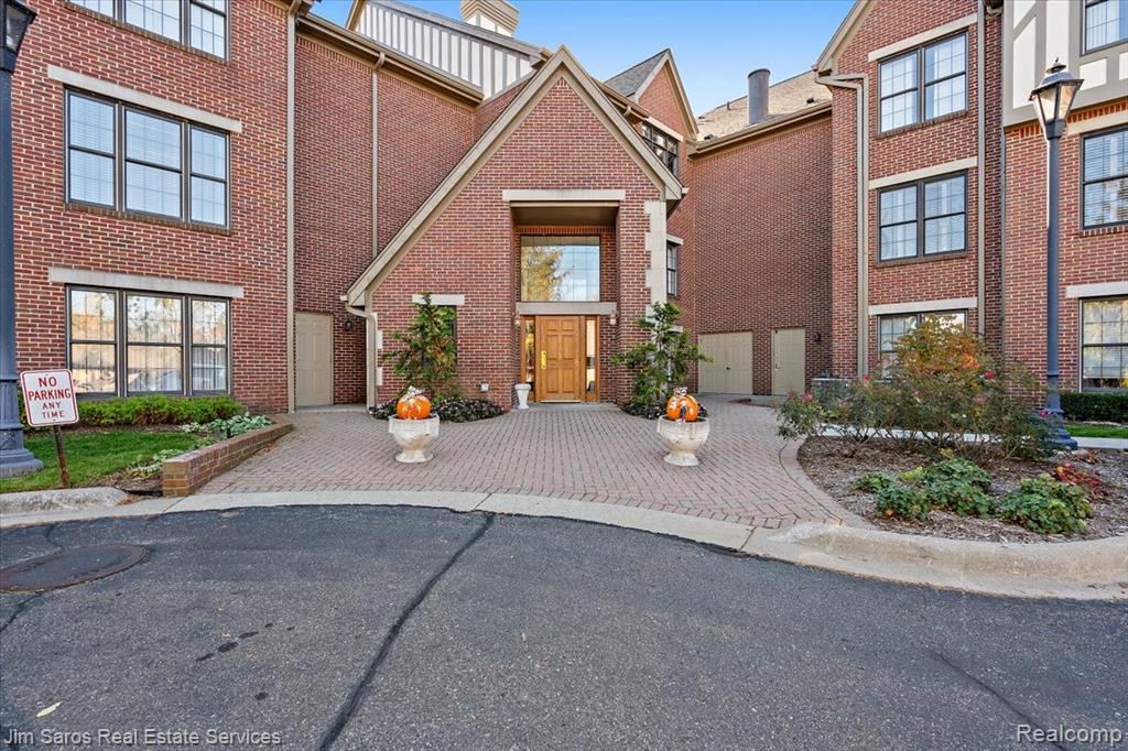 74 Pointe Park Place, Grosse Pointe Park, MI 48230 — Photo 4