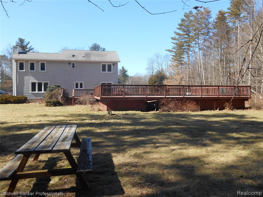 2704 Genny Ridge Drive, Lapeer, MI 48446 — Photo 3