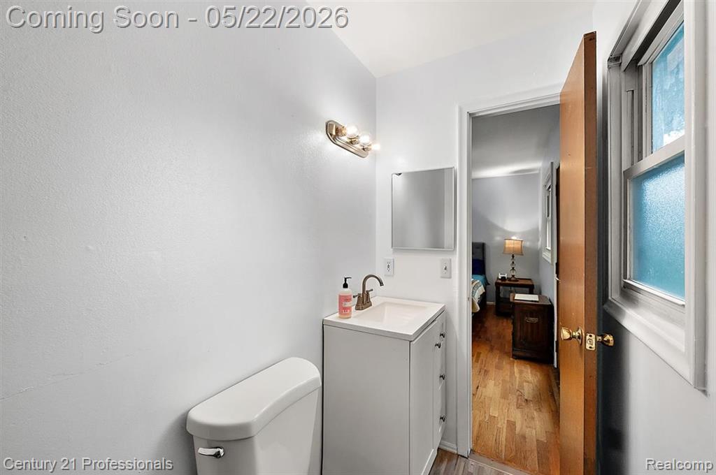 4255 Whispering Oak Drive, Flint, MI 48507 — Photo 29